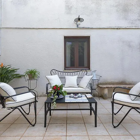 Holiday home Villetta Corte Del Cavaliere By Barbarhouse *